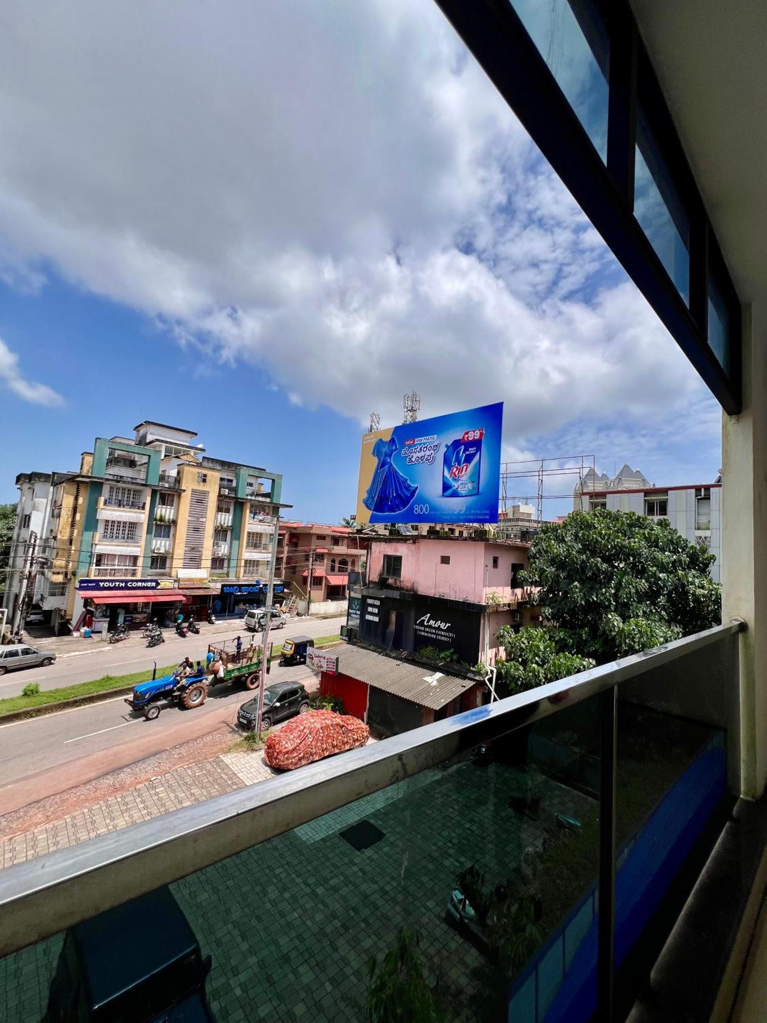 Hotel Ratna Sagar Manipal Zewnętrze zdjęcie