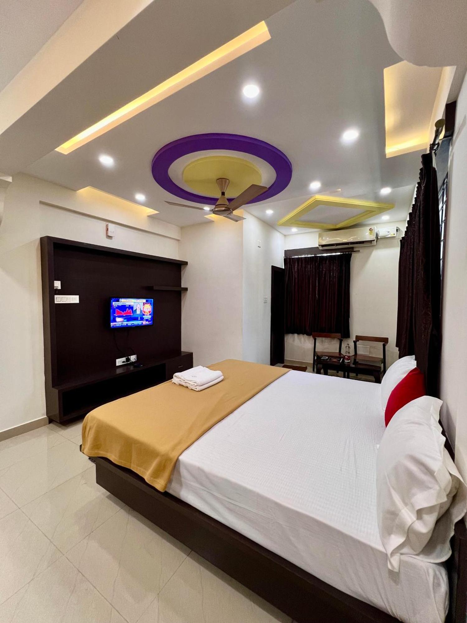 Hotel Ratna Sagar Manipal Zewnętrze zdjęcie